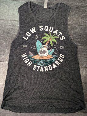 Barbells And Ponytails "Skull Island" Tank Top Sz M NEW